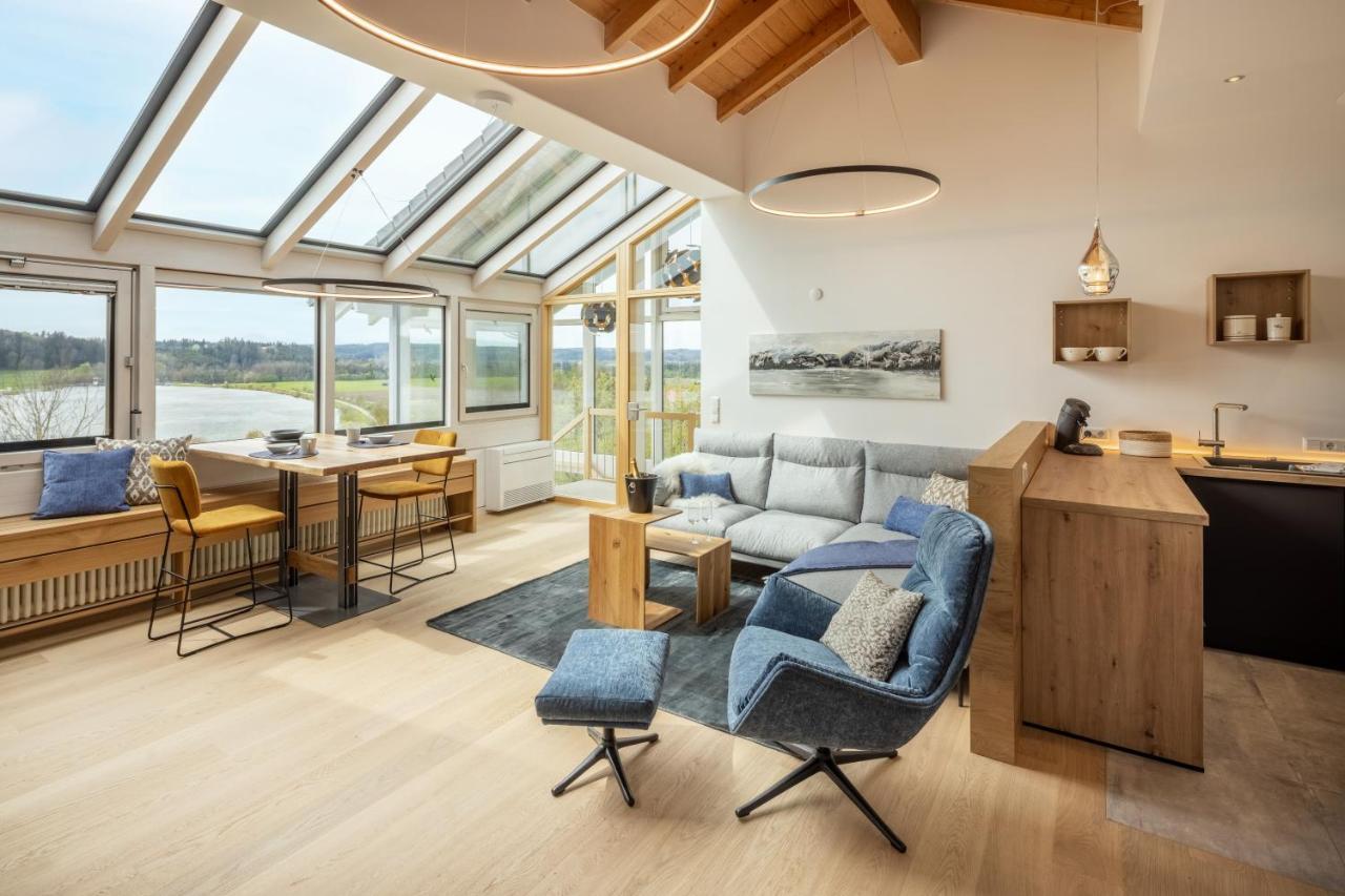 Stille X Weite - Hochwertige Wohnung Mit See-Panorama Kronburg Exterior foto
